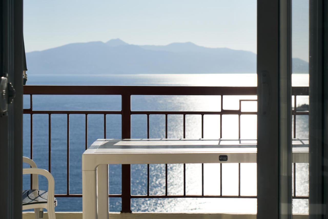 Central Beach Apartment Sarandë Exterior foto